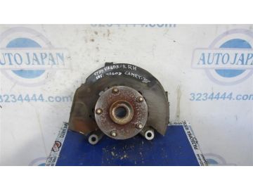 Кулак поворотний передн. прав. TOYOTA CAMRY 30 02-06