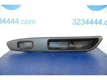 Кнопка склопідіймача задн. прав. SUBARU FORESTER SG 02-07