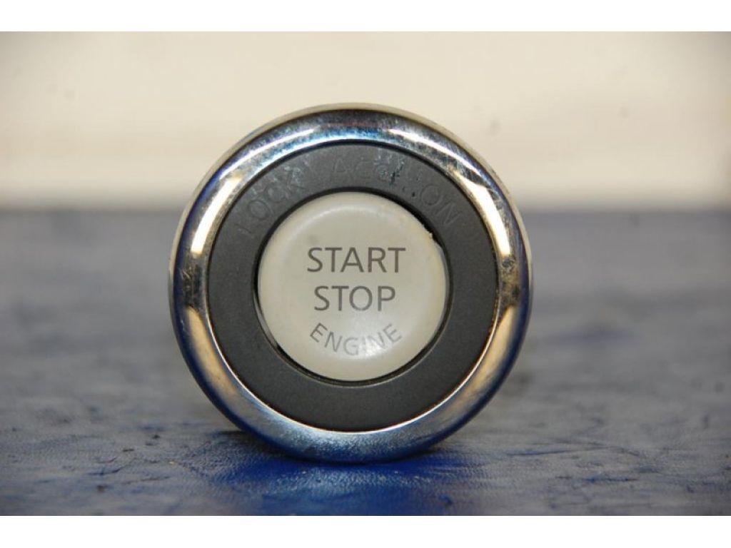 Кнопка Start-Stop INFINITI FX/QX70 S51 08-17
