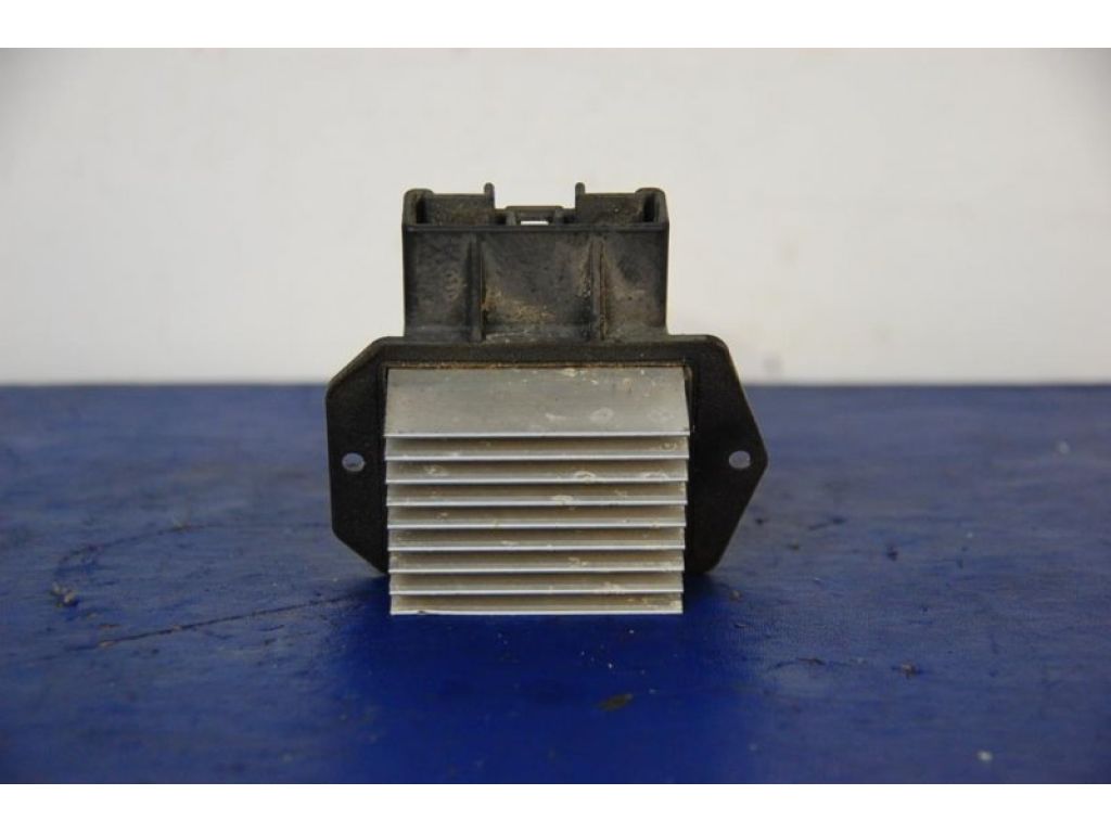 87165-13010 | Резистор печки TOYOTA LAND CRUISER PRADO 120 02-09 - Фото 2