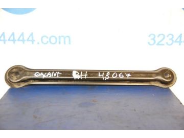 Крепление балки подвески MITSUBISHI GALANT 03-12