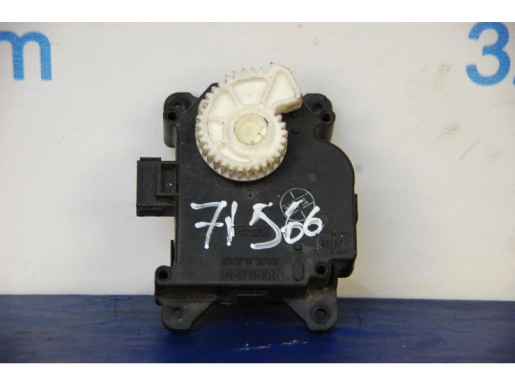 87106-30440 | Моторчик заслонки печки TOYOTA CAMRY 40 06-11