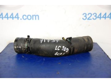 Патрубок системи охолодження TOYOTA LAND CRUISER 200 08-21
