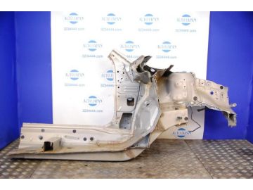 Чверть кузова передня лів. TOYOTA SOLARA 03-09