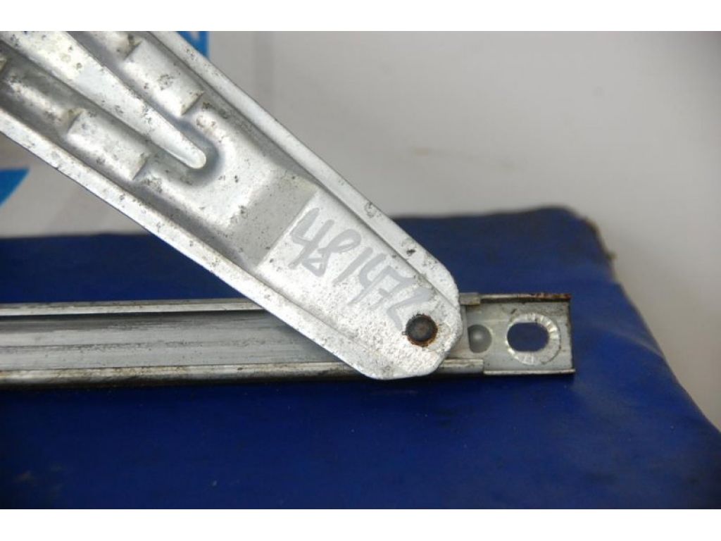 82721-EE00B | Стеклоподъемник задн. лев. NISSAN TIIDA/VERSA C11 04-11 - Фото 2