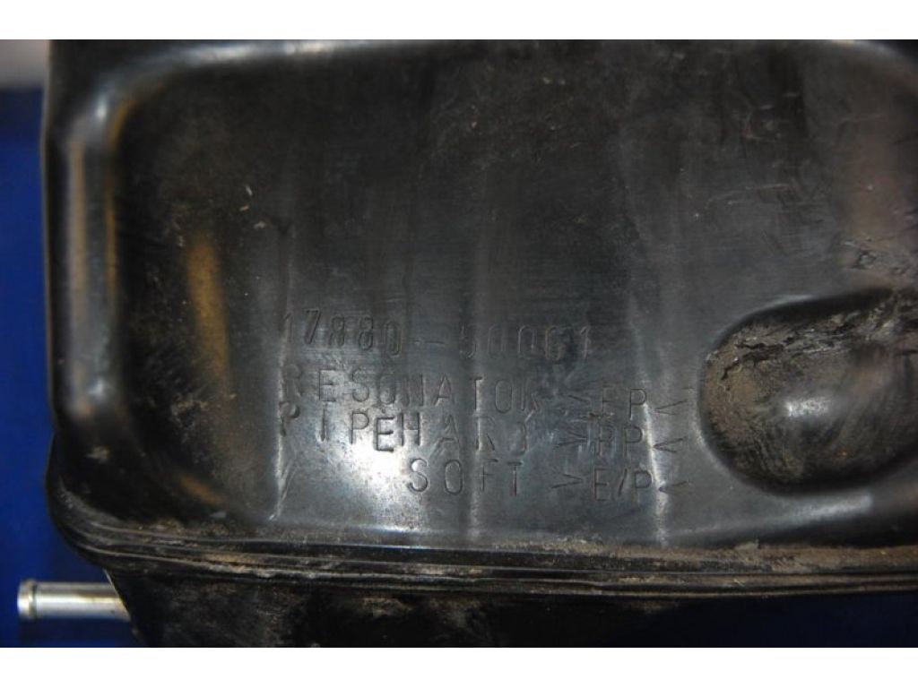 17880-50061 | Патрубок воздушного фильтра LEXUS GX470 02-09 - Фото 3