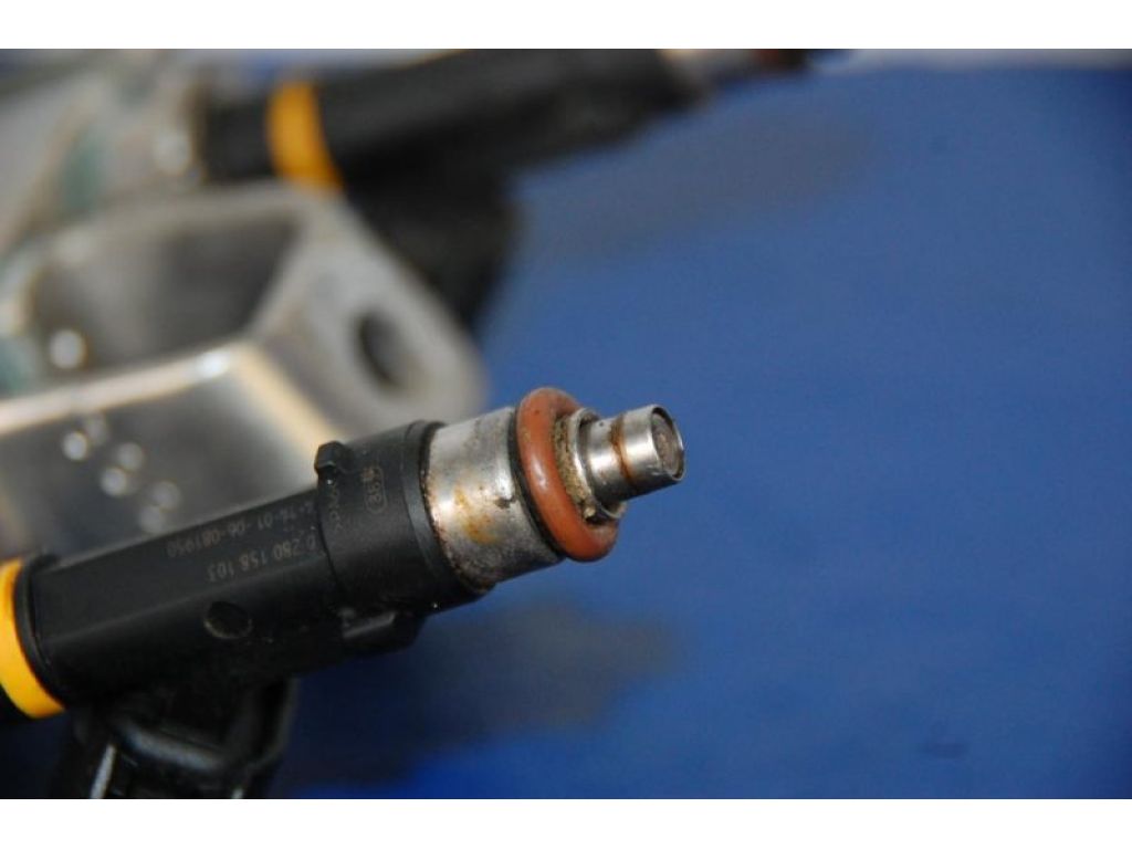 L3G5-13-250 | Форсунка топливная MAZDA 6 GG 02-07 - Фото 3