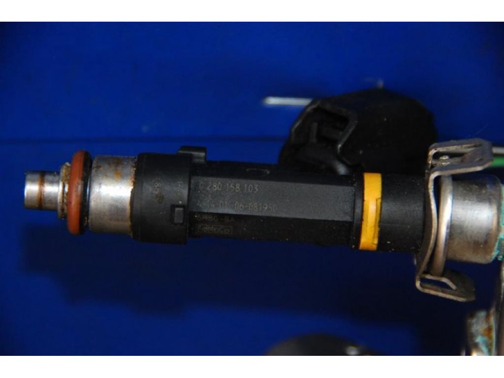 L3G5-13-250 | Форсунка топливная MAZDA 6 GG 02-07 - Фото 4