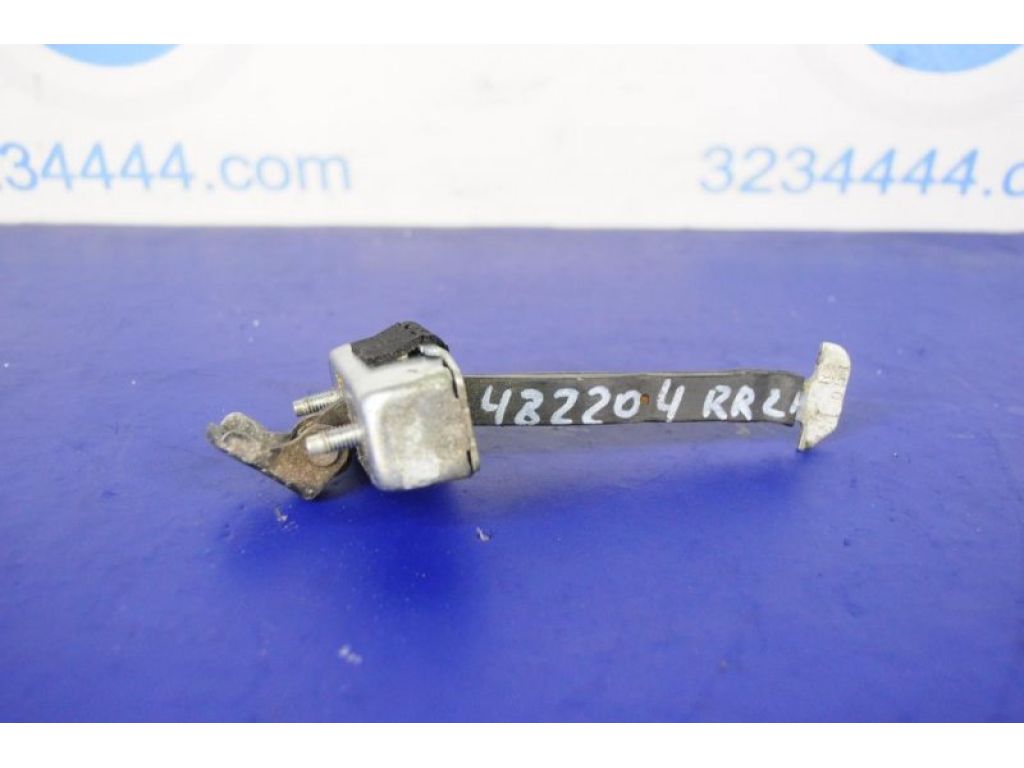 68630-06082 | Обмежувач дверей задн. лів. TOYOTA CAMRY 50 12-15