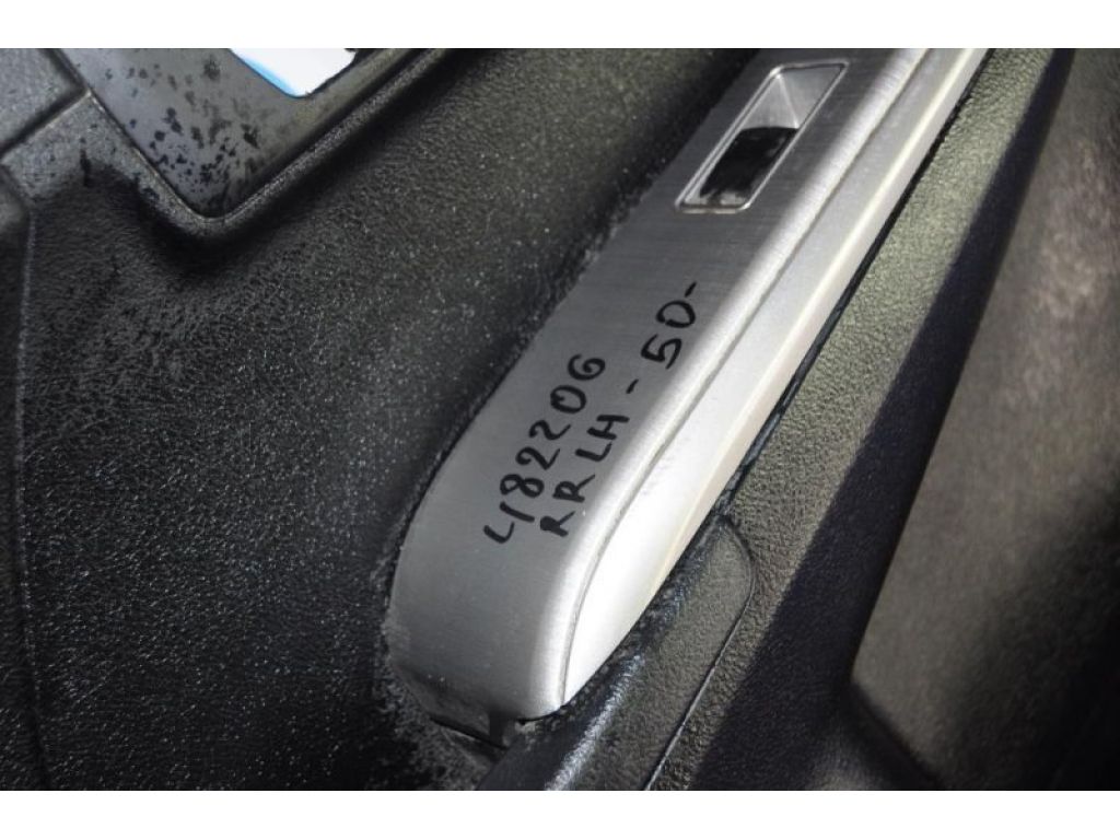 Кнопка стеклоподъемника TOYOTA CAMRY 50 12-15 - Фото 2