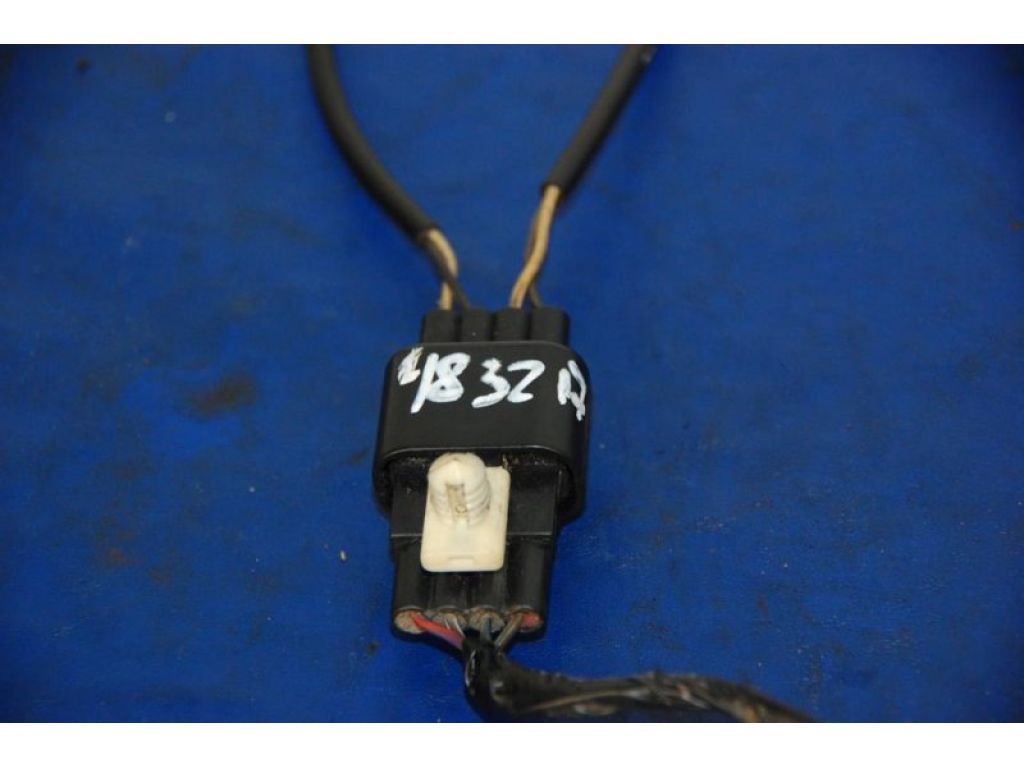 CY01-18-921 | Датчик детонації MAZDA CX-9 06-16 - Фото 2