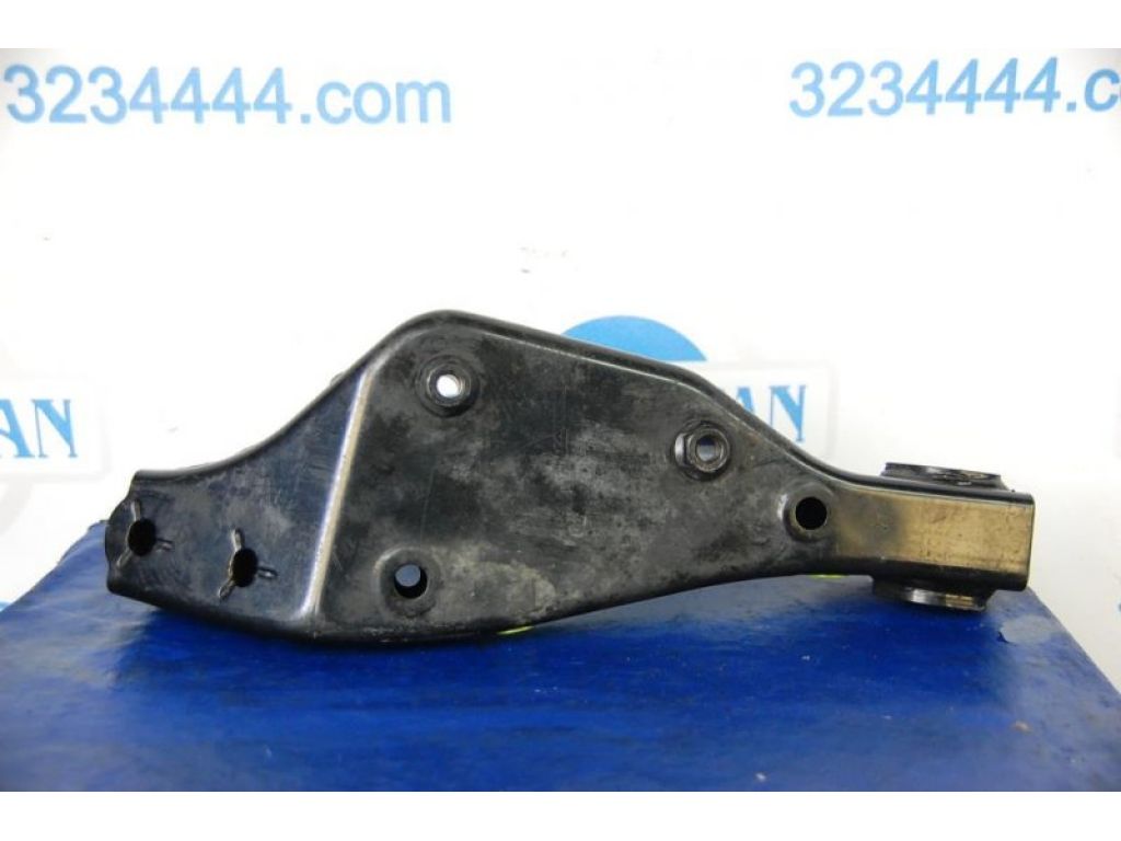 57305-50010 | Крепление балки подвески передн. прав. LEXUS LS460 06-12 - Фото 3