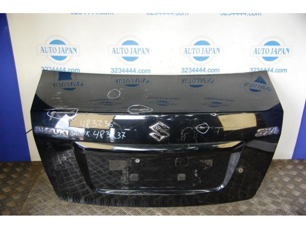65700-75830 | Кришка багажника SUZUKI SX4 06-13