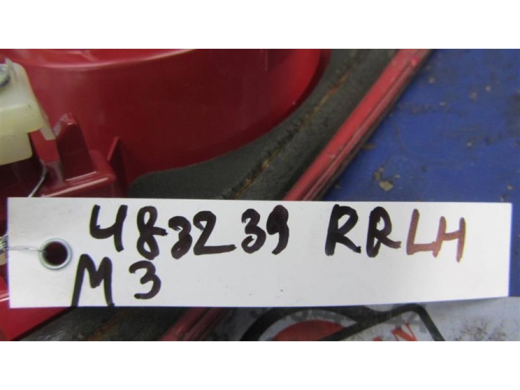 Фонарь внутренний задн. лев. MAZDA 3 BK 03-08 - Фото 2