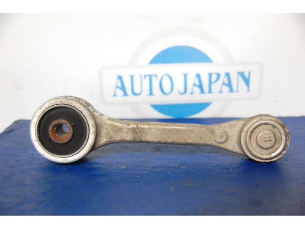 48710-50090 | Рычаг задней подвески поперечный верхний прав. LEXUS LS460 06-12