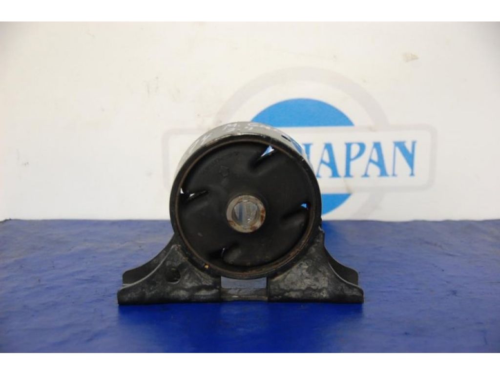 MR589152 | Подушка двигателя передн. MITSUBISHI GALANT 03-12
