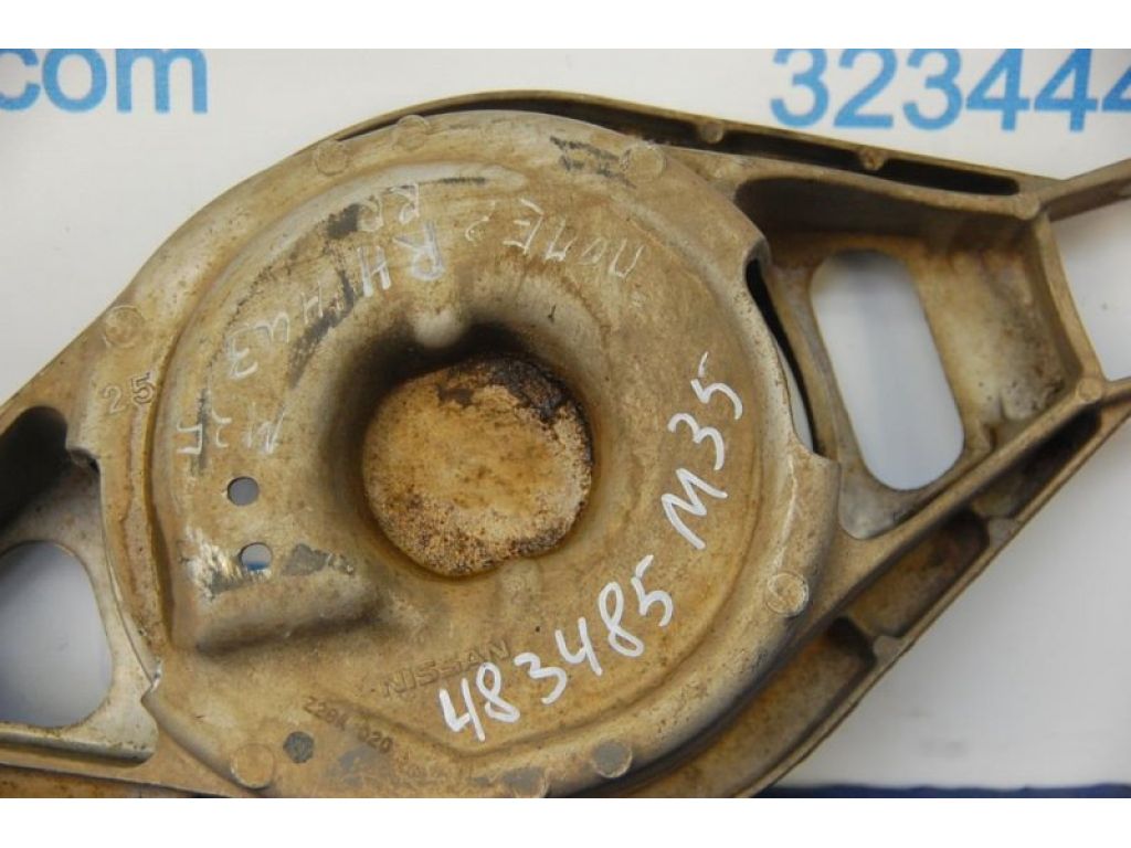 551B0-EG000 | Важіль задньої підвіски нижній поперечний прав. INFINITI M35/M45 04-10 - Фото 2