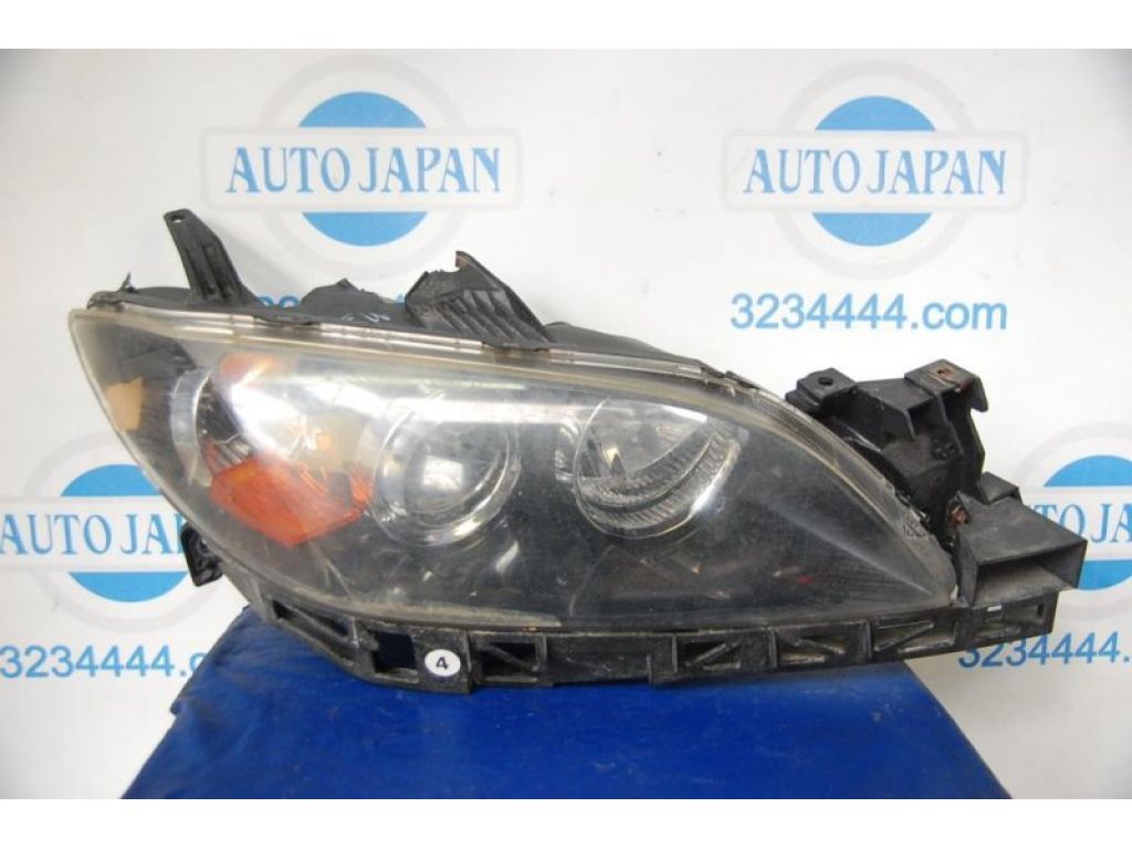 BN8P-51-0K0C | Фара передн. прав. MAZDA 3 BK 03-08
