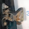 MR220211 | Петля двері верхня задн. лів. MITSUBISHI PAJERO 99-06