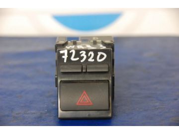 Кнопка аварийной сигнализации TOYOTA CAMRY 40 06-11