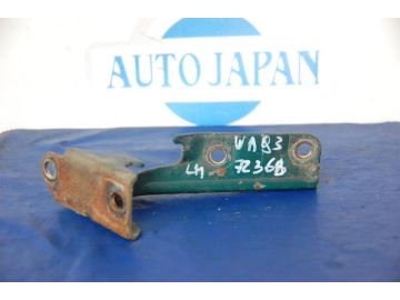 Петля капоту лів. MITSUBISHI PAJERO 99-06