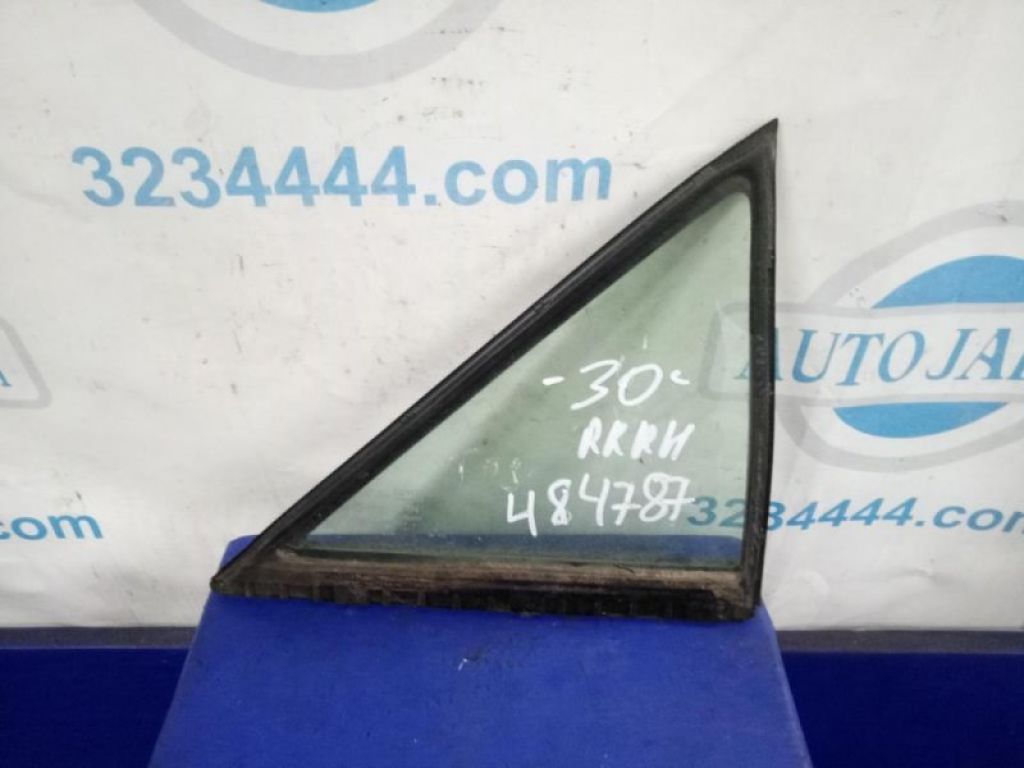 68123-33050 | Скло дверей глухе задн. прав. TOYOTA CAMRY 30 02-06