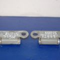 Петля кришки багажника лів. TOYOTA AURIS 06-12