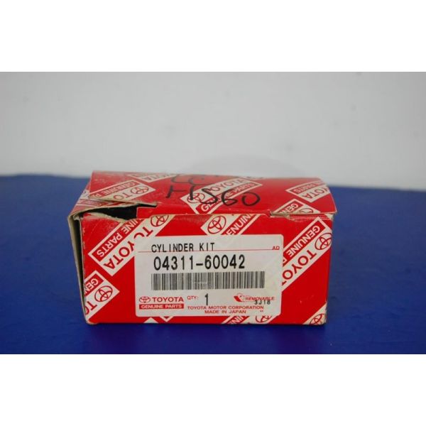 Різне TOYOTA LAND CRUISER 100 97-06 04311-60042 — 3