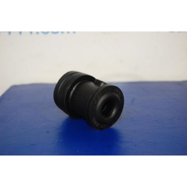 сайлентблок передній MITSUBISHI GALANT 87-93 MB518095 — 2
