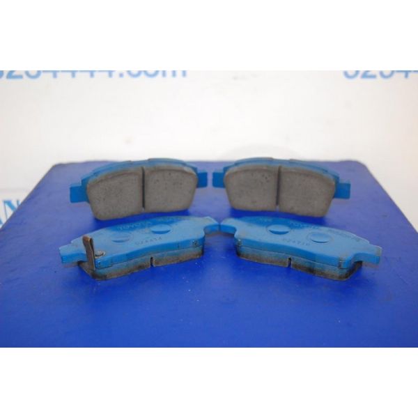 Колодки гальмівні передні TOYOTA YARIS 00-05 04465-59020