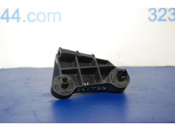 Кронштейн переднього бампера лів. LEXUS GS350 GS300 05-11