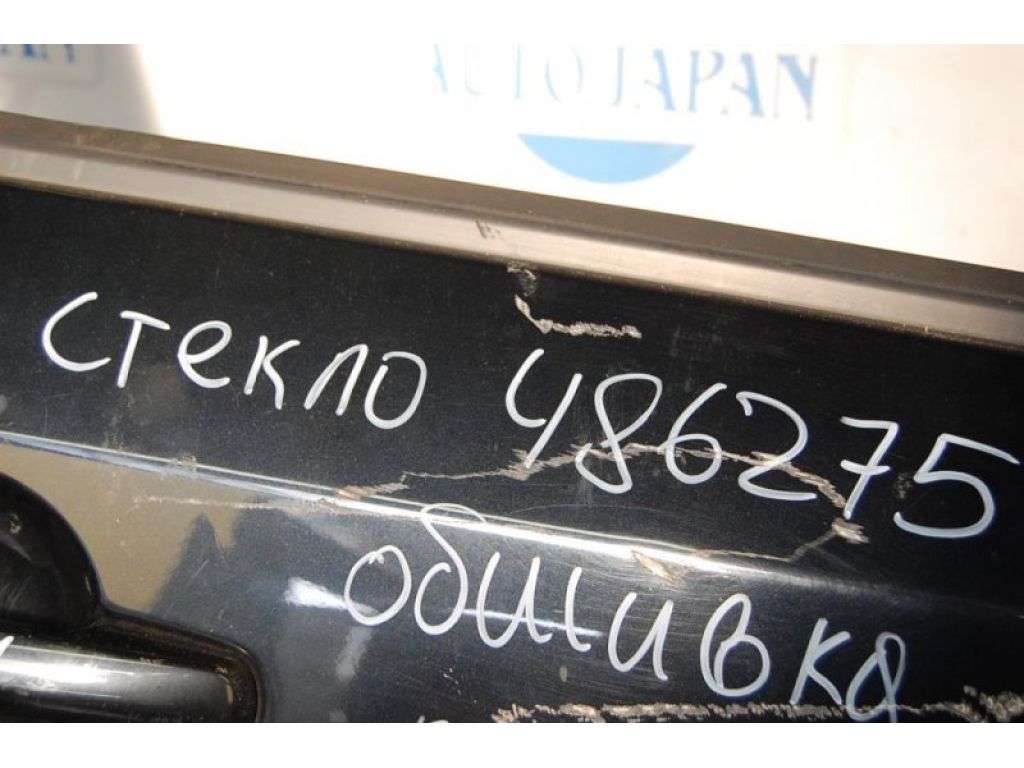 84531-80J00 | Скло дверей передн. прав. SUZUKI SX4 06-13