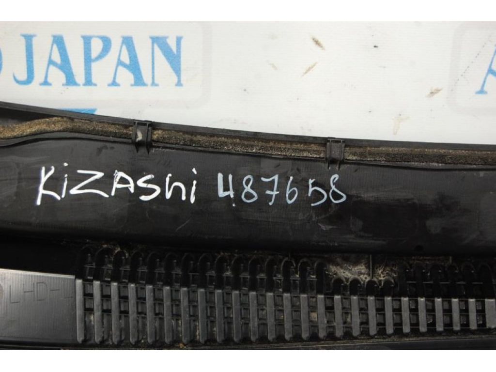 72340-57L10-5PK | Пластик под лобовое стекло / Жабо лев. SUZUKI KIZASHI 09-14 - Фото 3