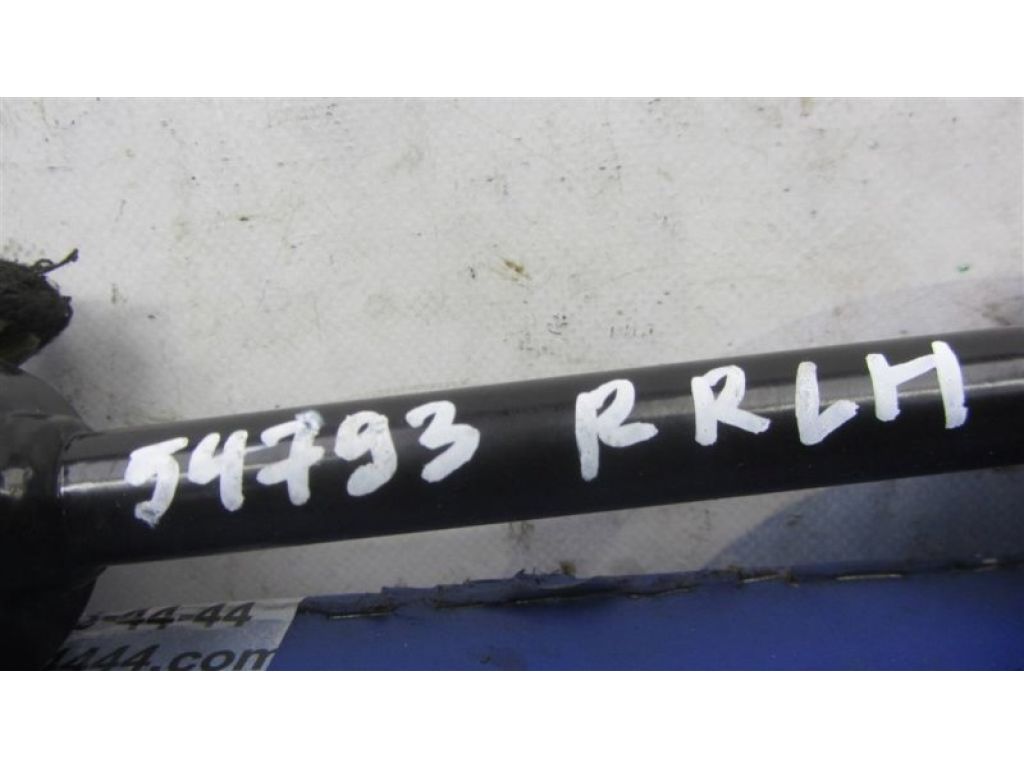 48710-0E030 | Рычаг задней подвески поперечный лев. LEXUS RX350/450 09-15 - Фото 2