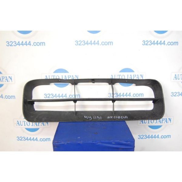 Решітка переднього бампера NISSAN QX56 / TITAN / ARMADA 04-16
