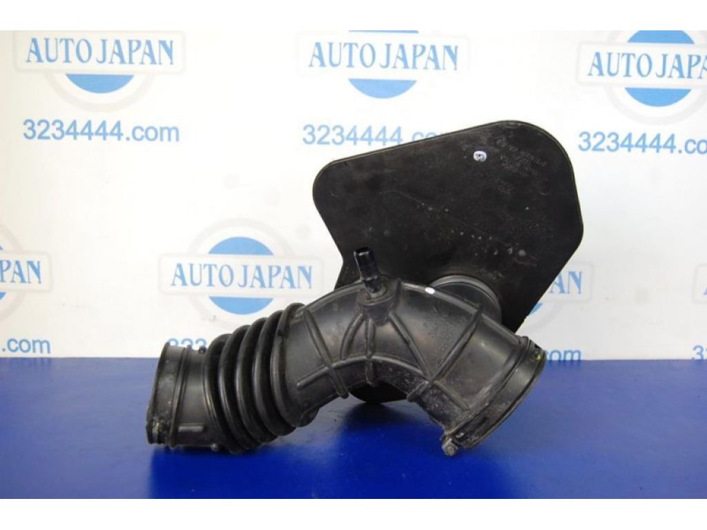 CY01-13-220A | патрубок повітряного фільтра MAZDA CX-9 06-16