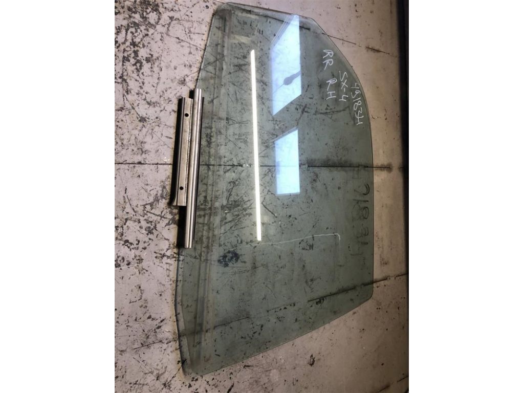 8454180J00 | Стекло двери задн. прав. SUZUKI SX4 06-13
