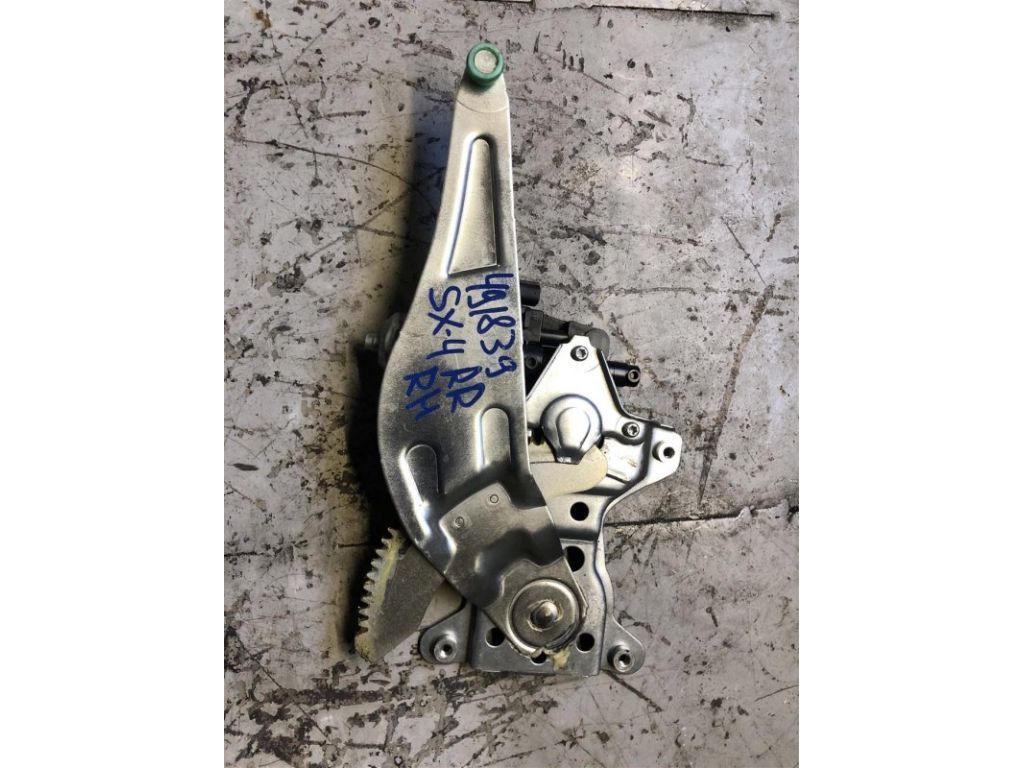 83501-79J11 | Склопідйомник задн. прав. SUZUKI SX4 06-13