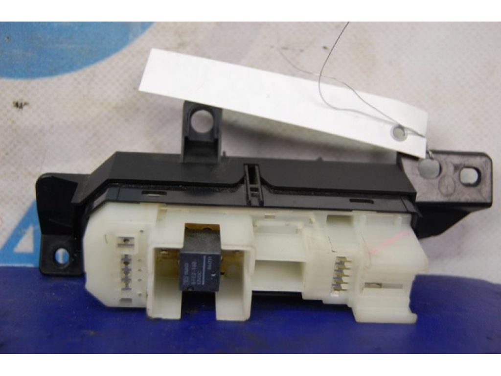 84030-30100 | Кнопка стеклоподъемника LEXUS GS350 GS300 05-11 - Фото 3
