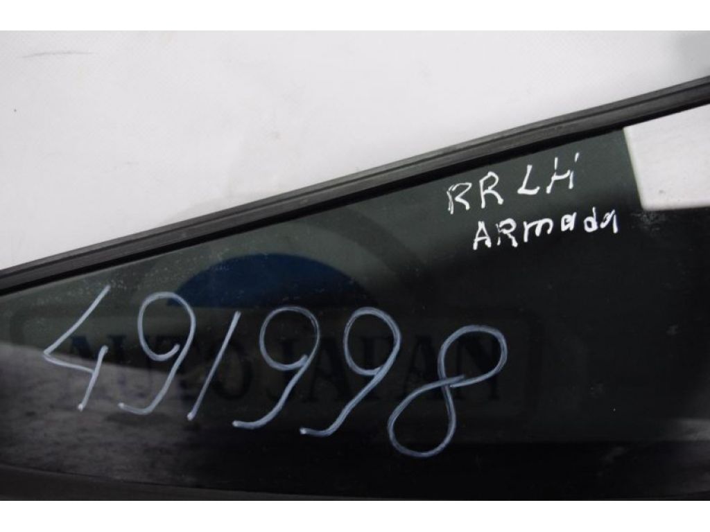 82263-7S000 | Скло дверей глухе задн. лів. NISSAN QX56 / TITAN / ARMADA 04-16 - Фото 2