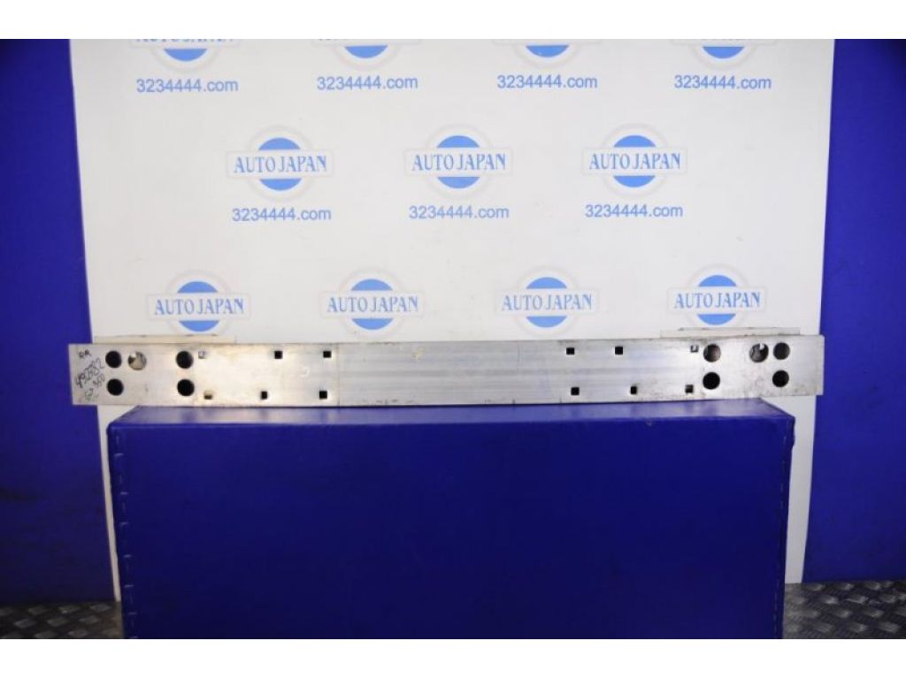 52023-30330 | Підсилювач заднього бампера LEXUS GS350 GS300 05-11