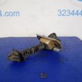 Обмежувач дверей передн. лів. MAZDA PREMACY 98-03 - Прев'ю 2