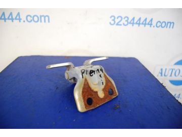 Петля двері верхня задн. лів. MAZDA PREMACY 98-03