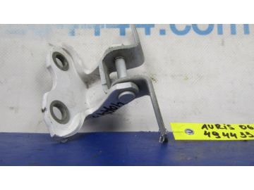 Петля двері верхня задн. прав. TOYOTA AURIS 06-12