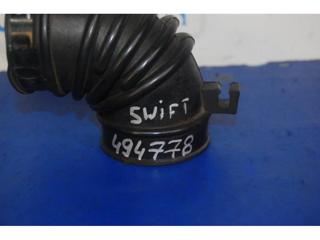 патрубок повітряного фільтра SUZUKI SWIFT 04-11 - Фото 2