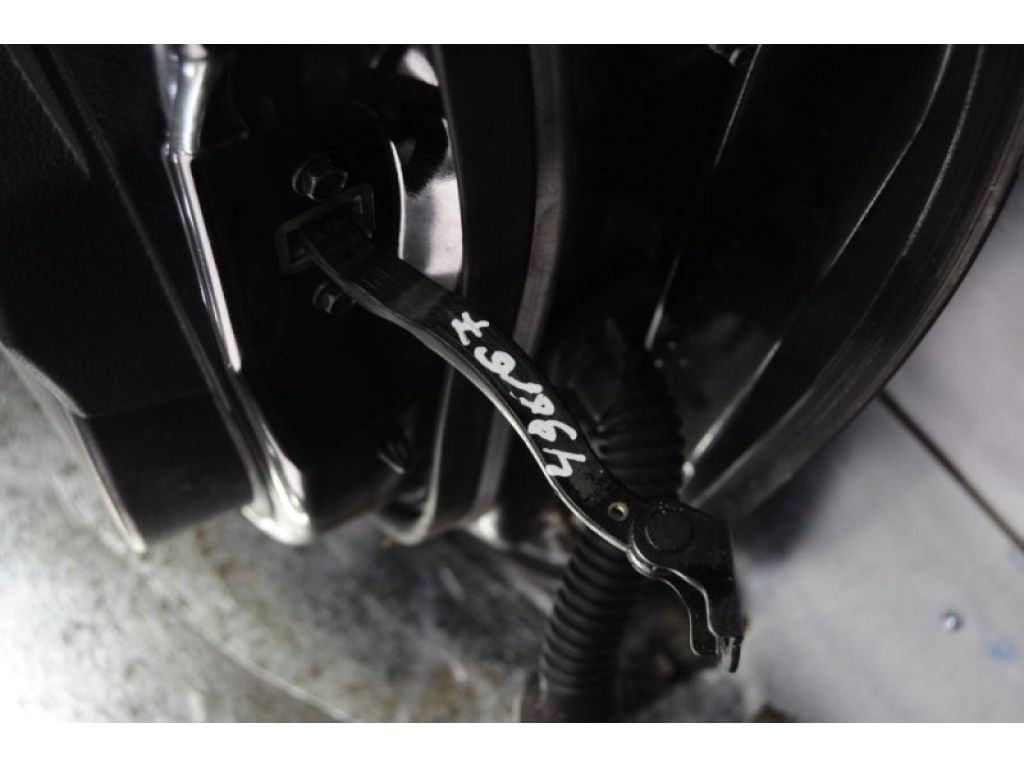 80430-ZN51A | Обмежувач дверей передн. лів. NISSAN ALTIMA L32 07-12 - Фото 2