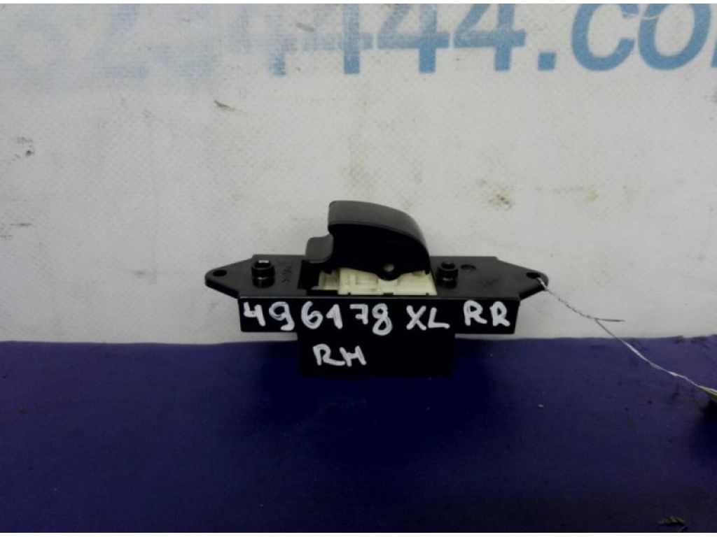 Кнопка стеклоподъемника MITSUBISHI OUTLANDER XL 05-13