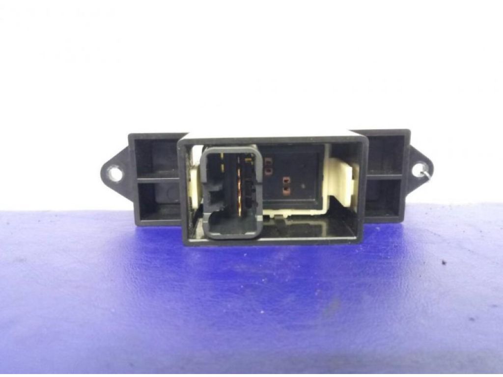 Кнопка стеклоподъемника MITSUBISHI OUTLANDER XL 05-13 - Фото 3
