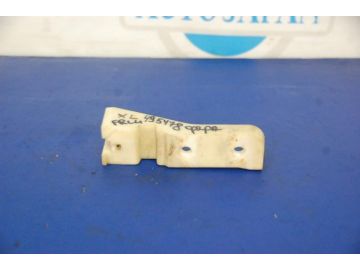 Кронштейн переднього бампера лів. SUBARU FORESTER SG 02-07