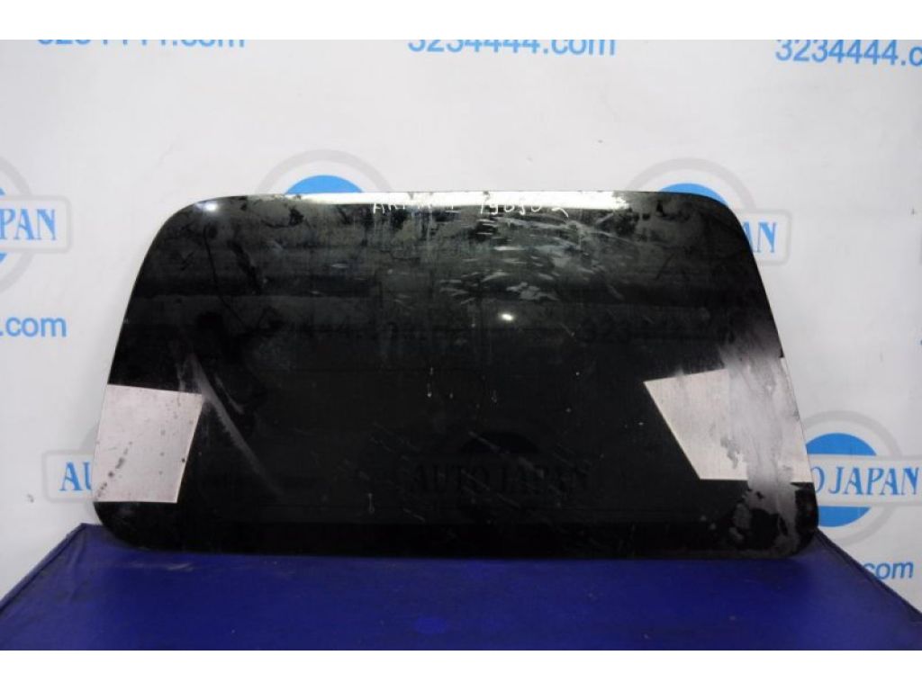 Скло заднє NISSAN QX56 / TITAN / ARMADA 04-16